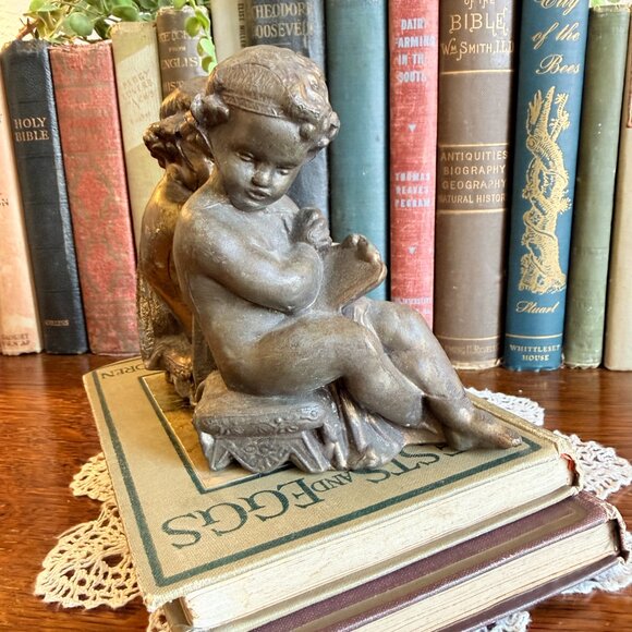♥️SOLD♥️Vintage Cast Metal Puti Figurines - Picture 6 of 13